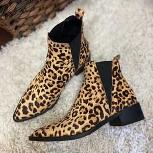 Steven Madden Leopard Calf hair Booties Size 6